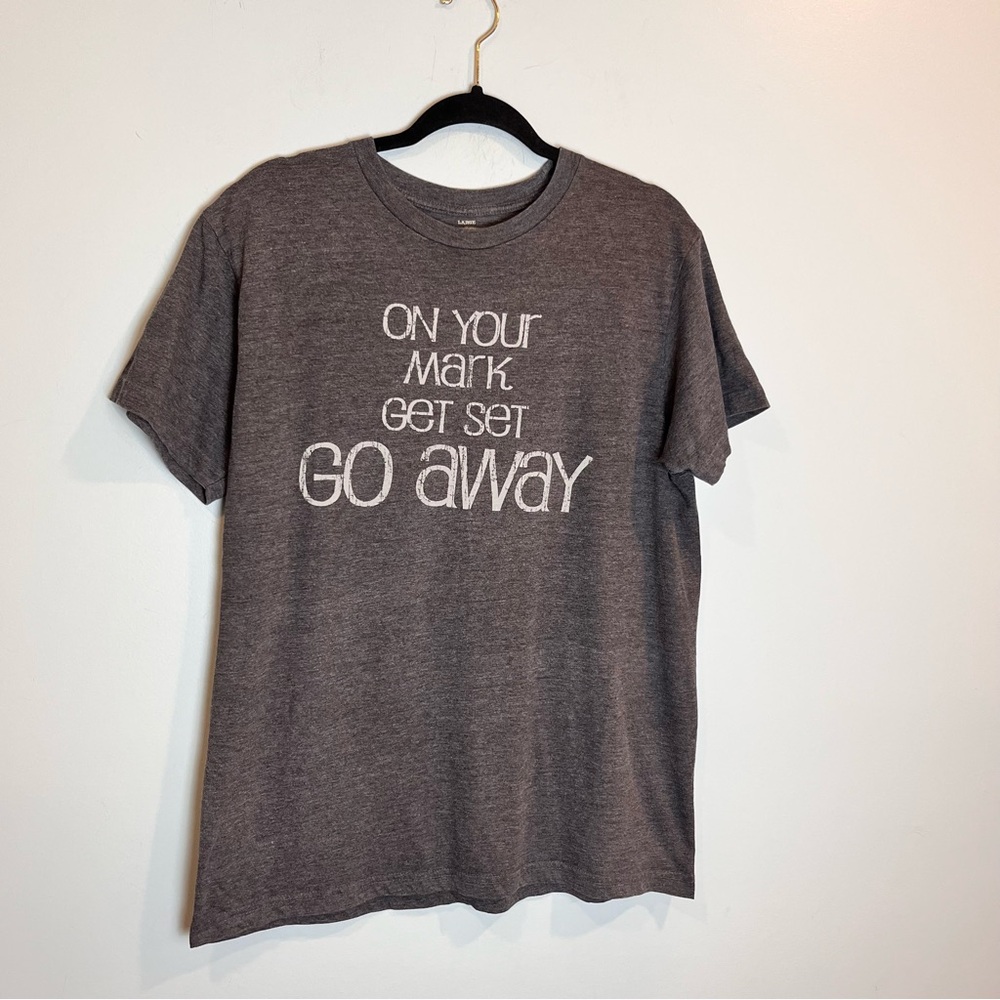 Savvy Women’s Dark Gray Graphic T-Shirt Top Short Sleeve Casual Tee Size L